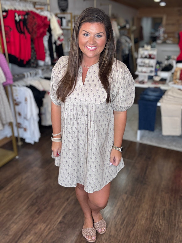 TAUPE SCALLOPED FLORAL DRESS