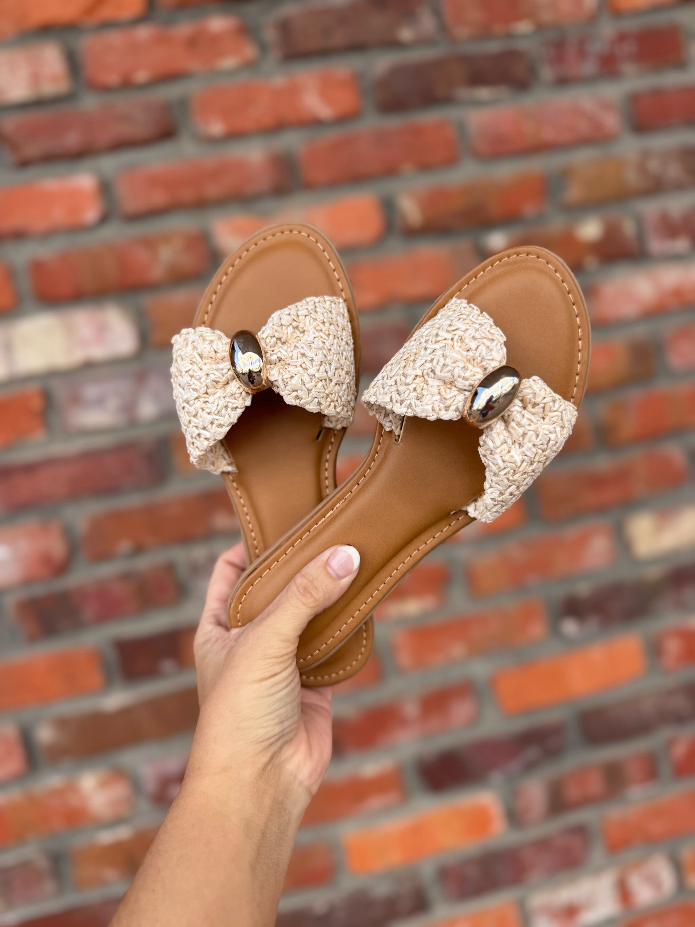WOVEN SANDAL