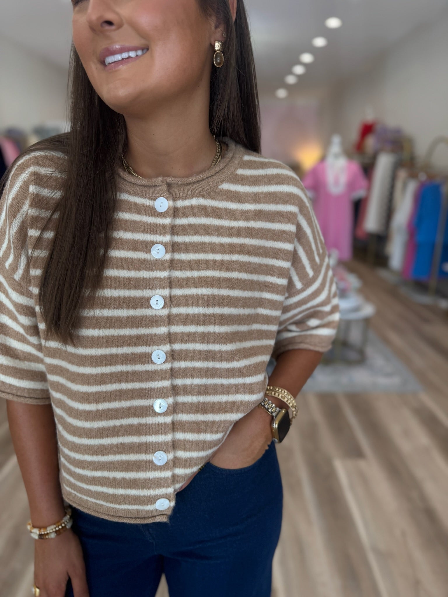 TAN SHORT SLEEVE STRIPED SWEATER