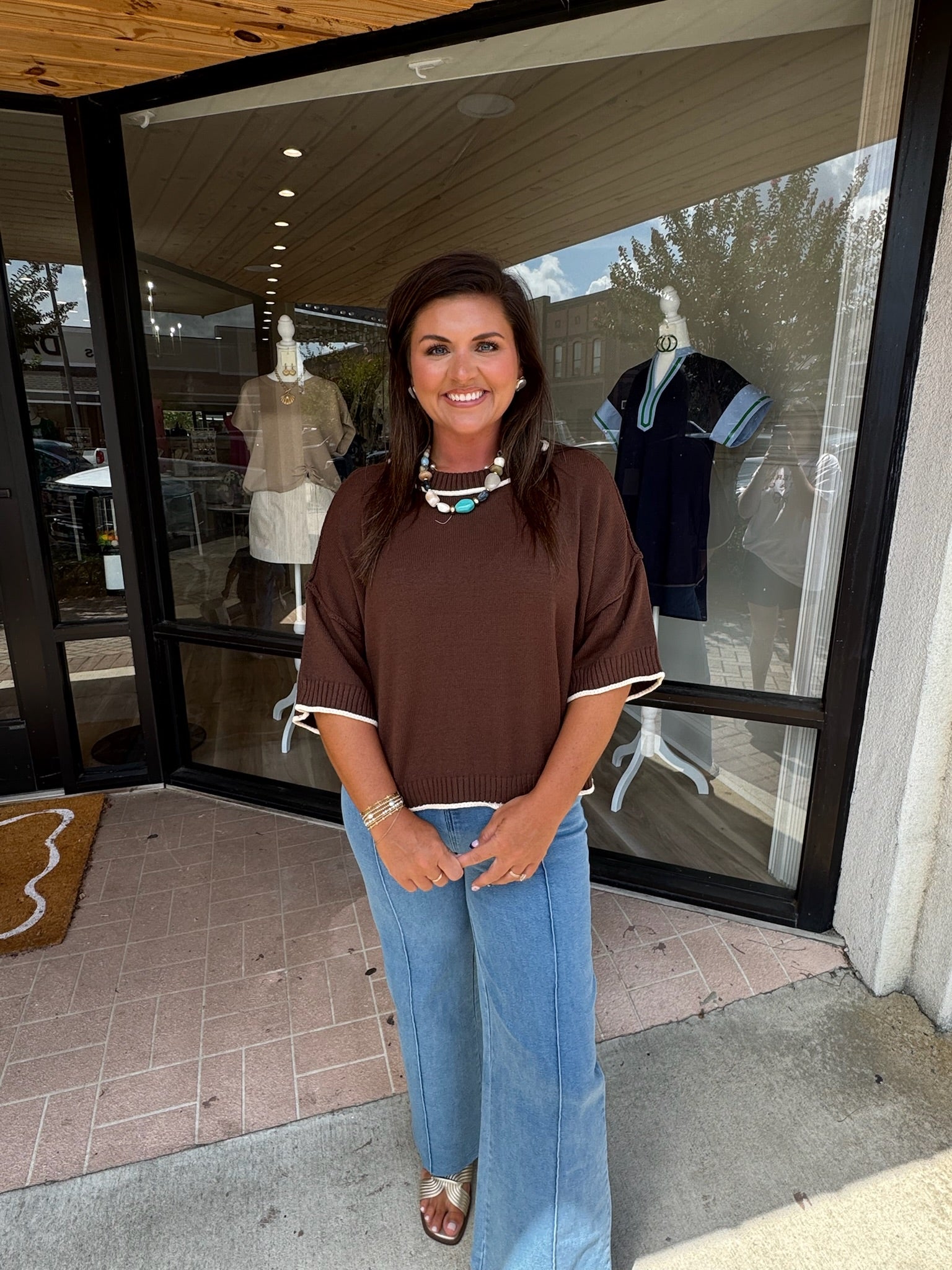 BROWN SHORT SLEEVE SWEATER