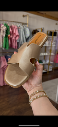 GOLD SANDALS