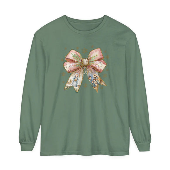 GREEN NATIVITY BOW T-SHIRT