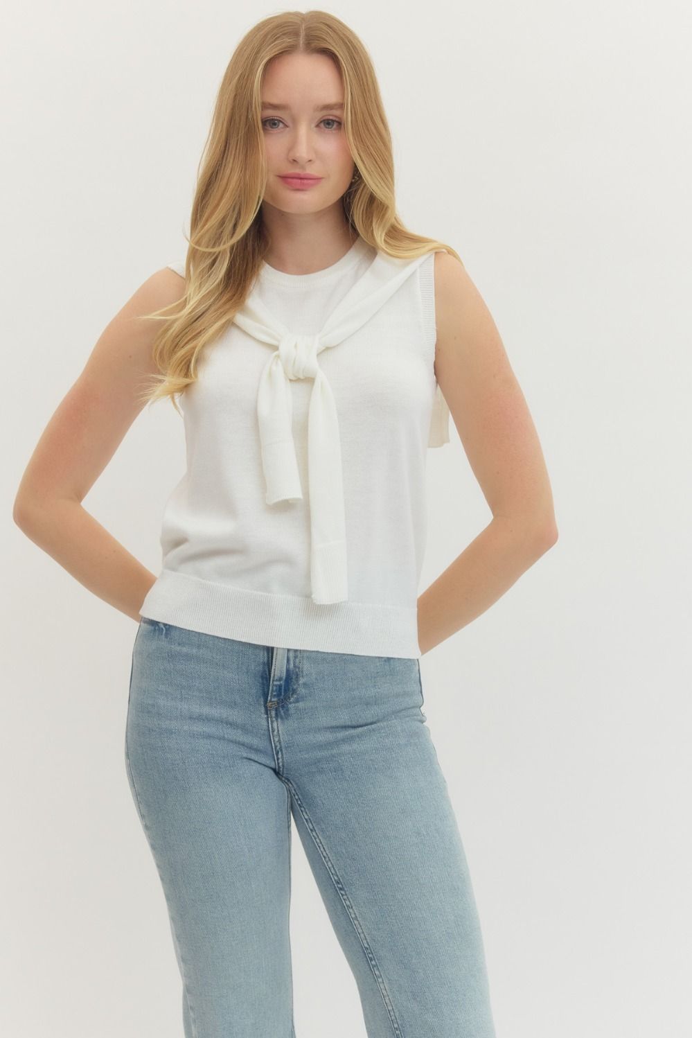 WHITE KNIT TOP WITH SELF TIE DETAIL