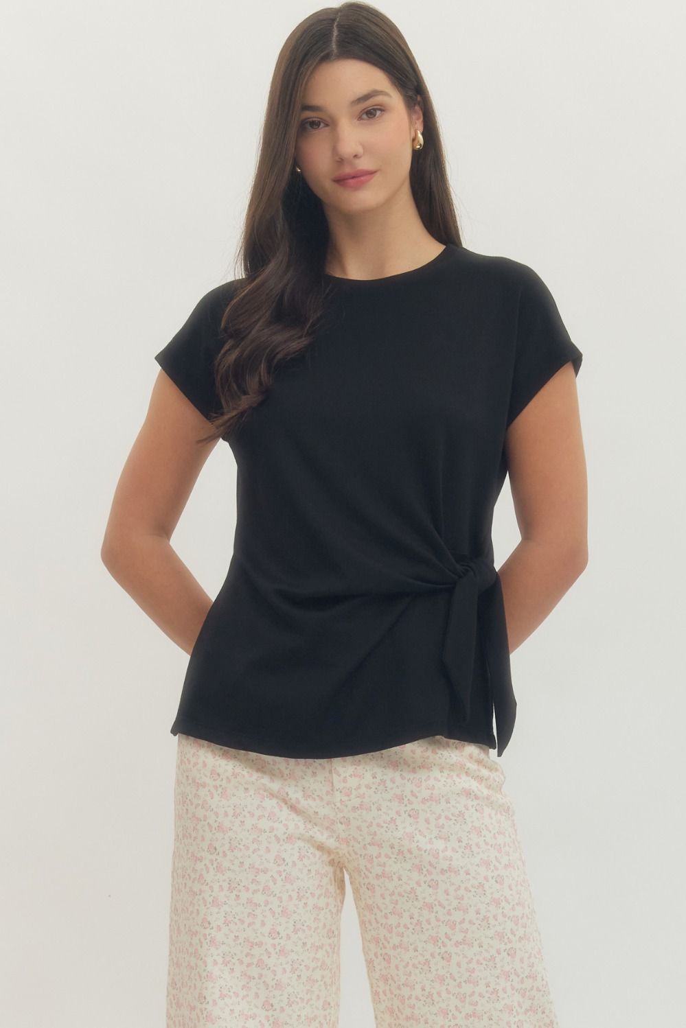 BLACK SIDE TIE TOP