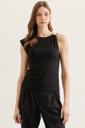 BLACK SLEEVELESS TOP