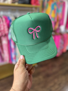 GREEN TRUCKER HAT WITH PINK BOW