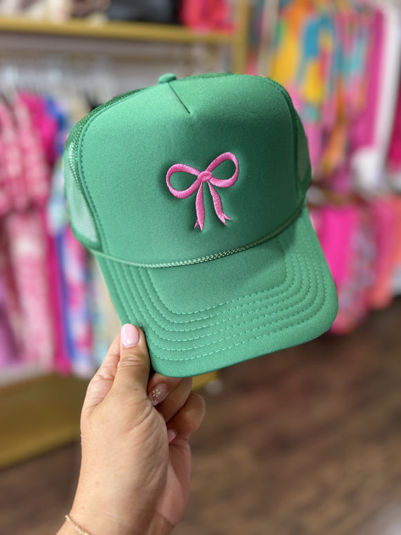 GREEN TRUCKER HAT WITH PINK BOW